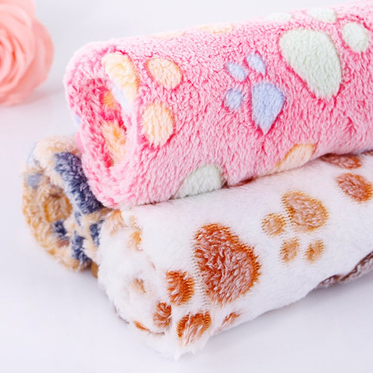 Thicken Pet Dog Blanket Paw Pattern Cat Dog Mats Breathable Soft Fleece